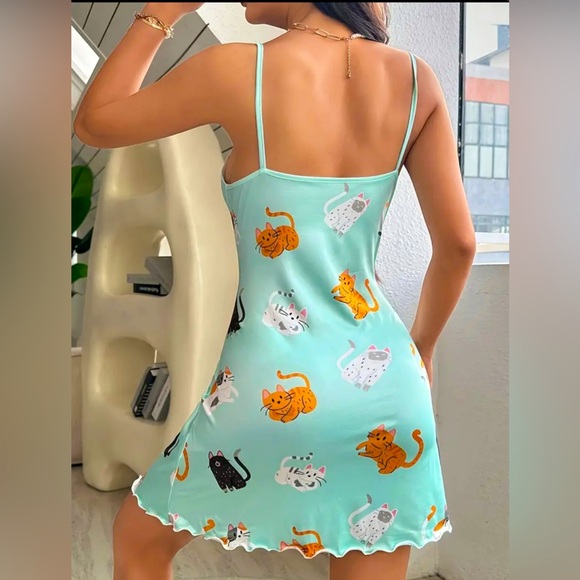 Curious Cats Women’s Night Gown - Picture 3 of 3